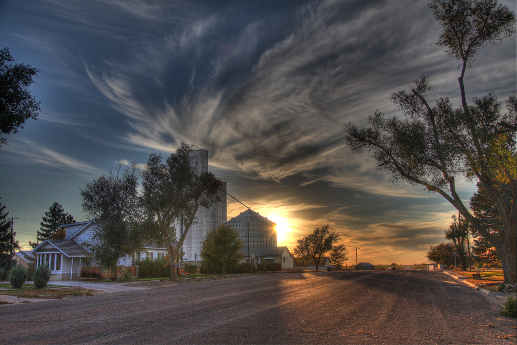 Sunset over a street in Tribune